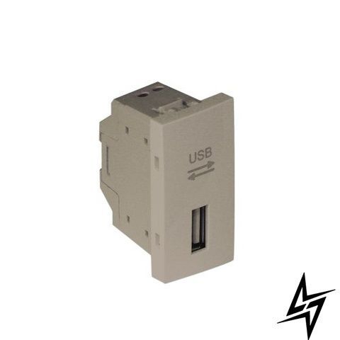 USB-зарядний модуль Efapel 45437 SPE Quadro 45, білий 45437 SPE фото