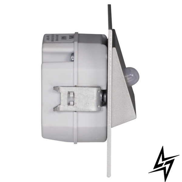 Настінний світильник Ledix Navi з рамкою 11-212-12 врізний Алюміній 3100K 14V з датчиком LED LED11121212 фото наживо, фото в дизайні інтер'єру