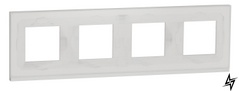 Горизонтальная четырехпостовая рамка Unica New Pure NU600885 белое стекло/белый Schneider Electric фото