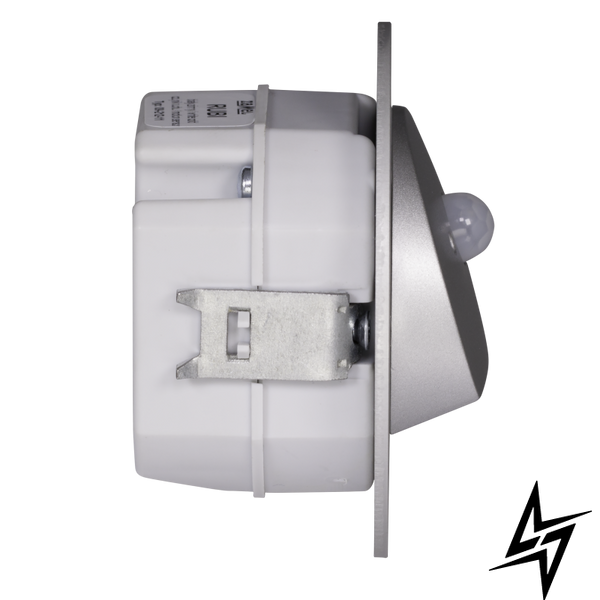 Настенный светильник Ledix Rubi с рамкой 09-222-11 врезной Алюминий 5900K с датчиком ЛЕД LED10922211 фото в живую, фото в дизайне интерьера