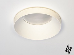 Современный точечный светильник Alumo D23-31652 Белый 160B-38-WH фото в живую, фото в дизайне интерьера