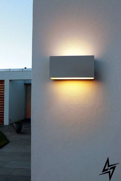 Настенный фасадный уличный светильник Norlys Asker 1510AL ЛЕД 27903 фото в живую, фото в дизайне экстерьера