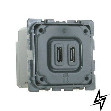 Розетка з двома USB-роз'ємами тип C + тип C 240V/5V 3000мА Celiane Legrand 67466 фото