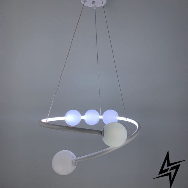 Дизайнерська біла LED люстра з акриловими кульками LE39499 білий 60x60см 2xG9 901-600 WT фото наживо, фото в дизайні інтер'єру