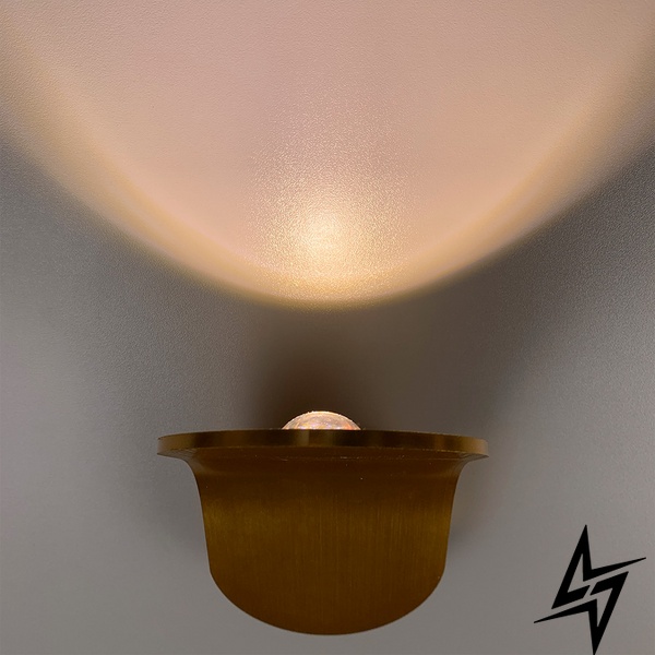 Золотой стеновой светильник-бра SANDIY LE37917 LED 3000K 10x18см Золото WB 7/1 GD фото в живую, фото в дизайне интерьера