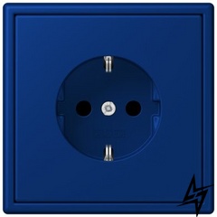 LC1520KI4320T Les Couleurs® Le Corbusier SCHUKO®-розетка со встроенной повышенной защитой от прикосновения bleu outremer fonce Jung фото