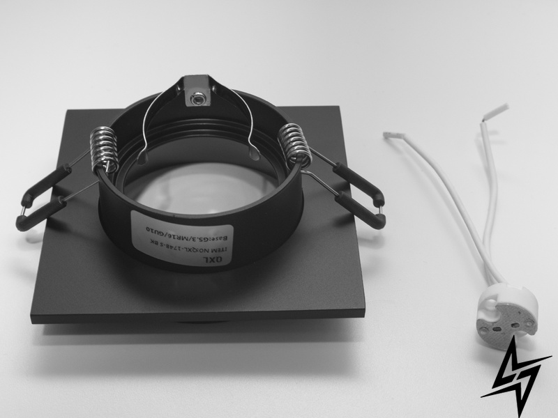 Точечный светильник Alumo D23-31461 Черный QXL-1748-S-BK фото в живую, фото в дизайне интерьера