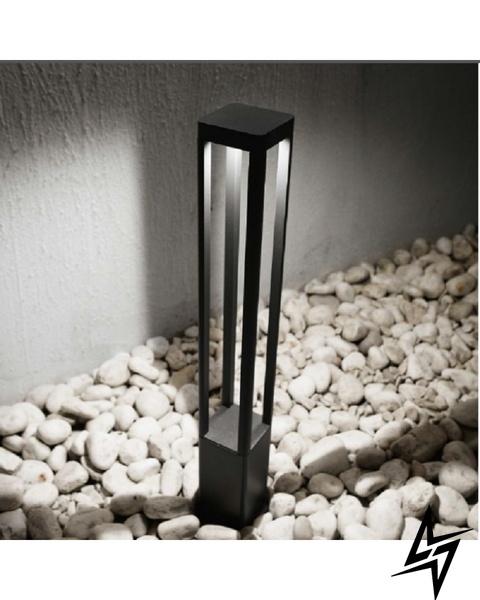 Уличный осветительный столбик Ideal Lux Tifone 250953 ЛЕД  фото в живую, фото в дизайне экстерьера