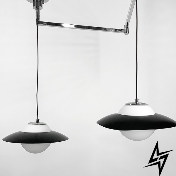 Регулирующий подвесной светильник в хромовом корпусе на 2 лампочки с черным обводком LE39562 Хром/Белый 2xE27 YG 88/2 CH+BK фото в живую, фото в дизайне интерьера