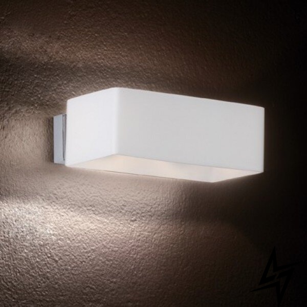 Настінний світильник Ideal Lux Box Ap2 Bianco 9537 48305 фото наживо, фото в дизайні інтер'єру
