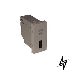 Одинарное зарядное устройство USB типа A 1-мод Платина 45383 SPL Efapel Quadro 45 фото